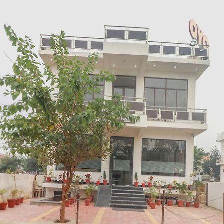 Hotel O Taj Classic Tajganj Exterior photo